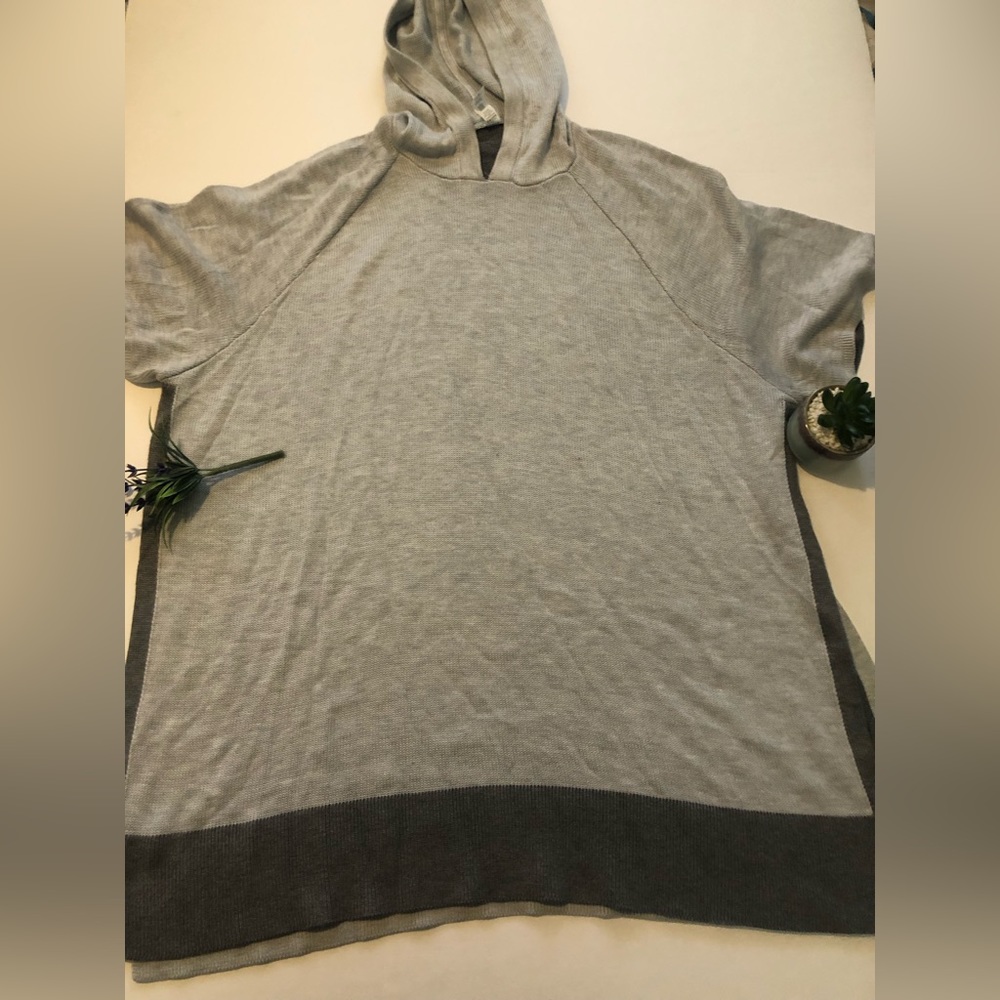 Lululemon Gray Cashmere Knit Opened Up Hooded Poncho Sweater m/l